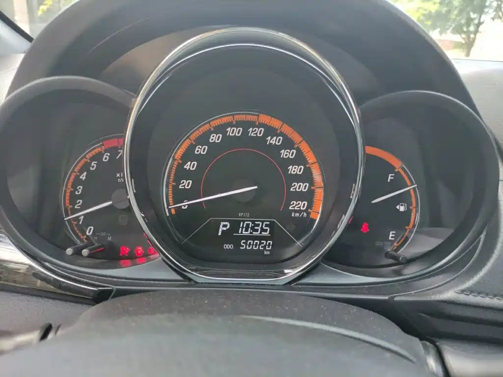 Toyota Yaris L — миниатюра 7