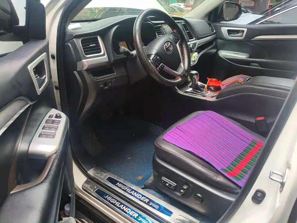 Toyota Highlander — миниатюра 12