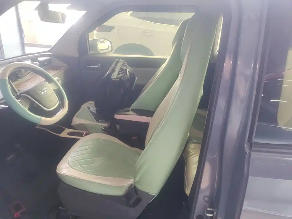 Wuling MINIEV — миниатюра 11