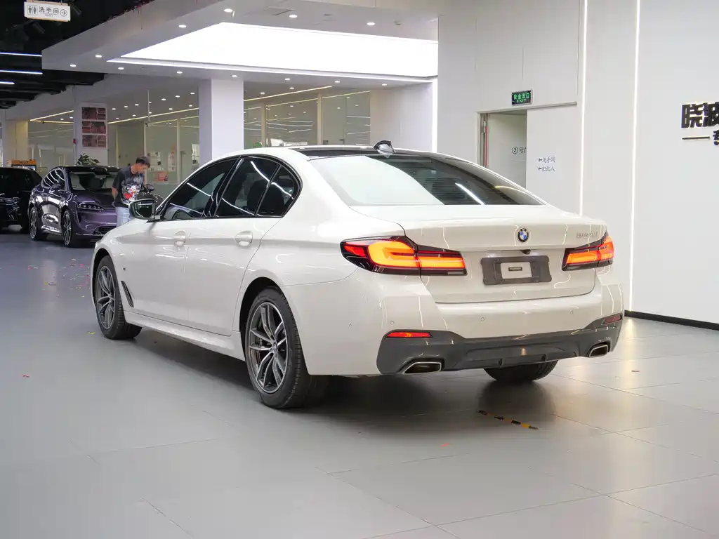 BMW 5 Series 5 2021 525i M Sport