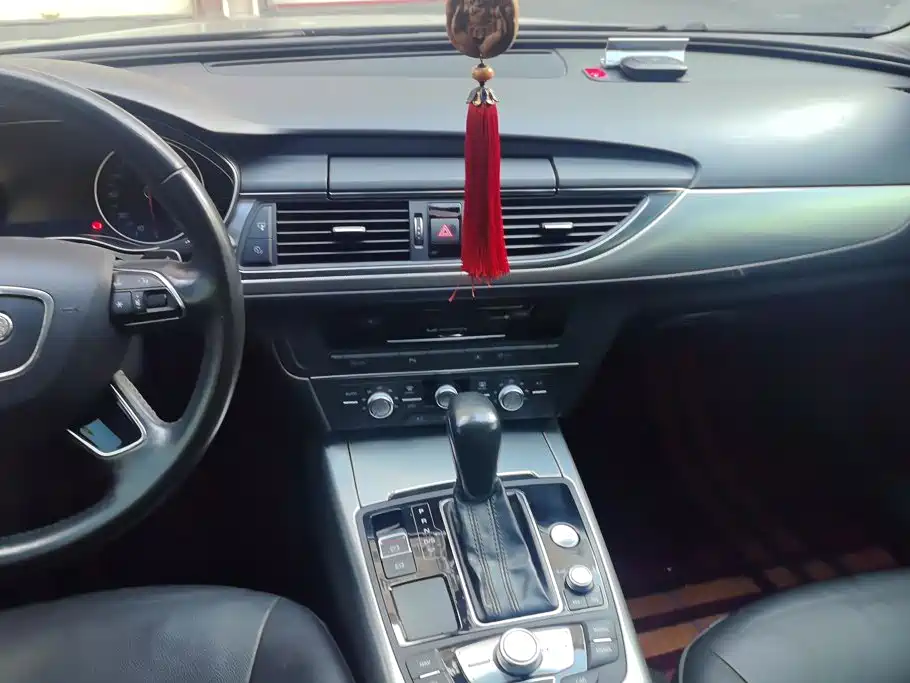 Audi A6L — миниатюра 13