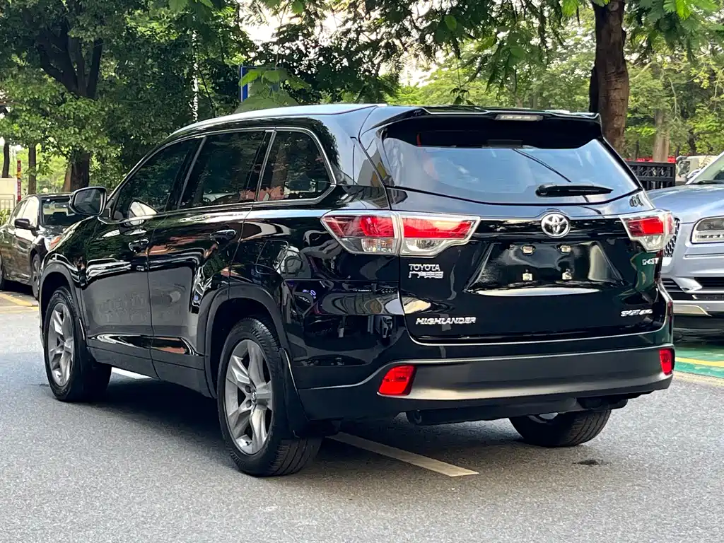 Toyota Highlander — миниатюра 6