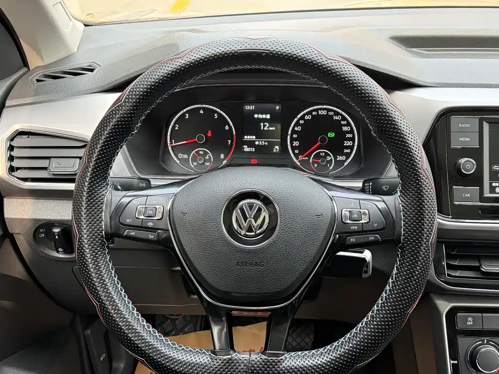 VOLKSWAGEN TU KAI