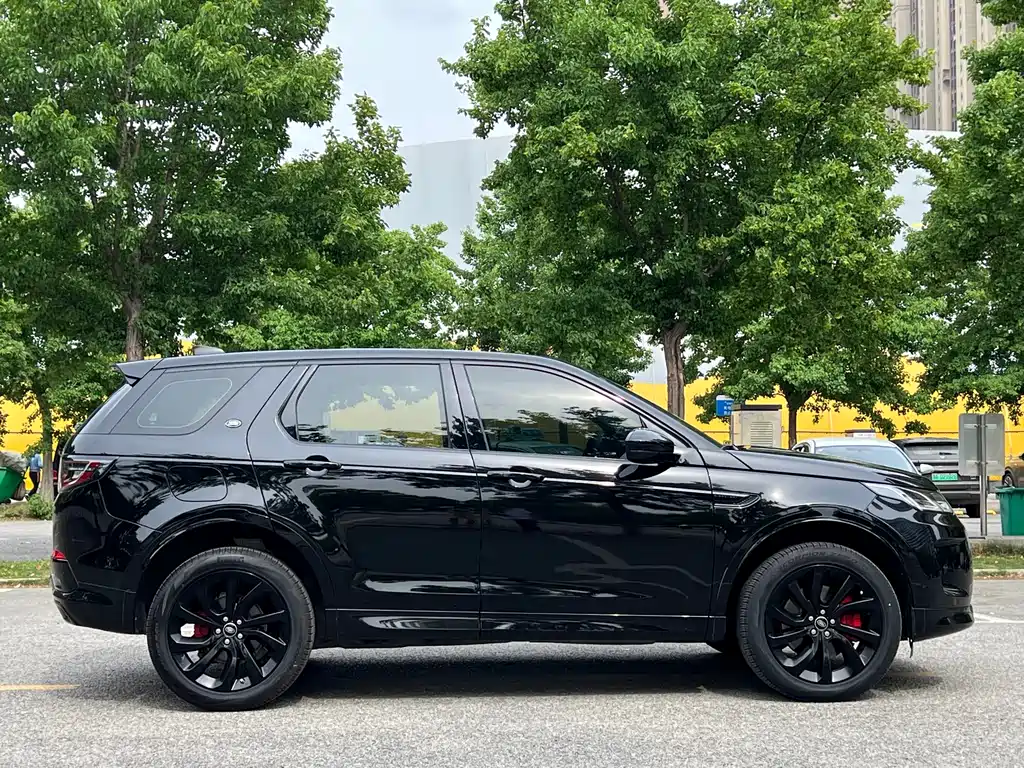 LAND ROVER DISCOVER SPORTS