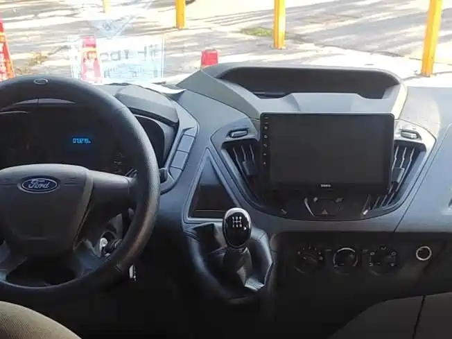 Ford Transit — миниатюра 12