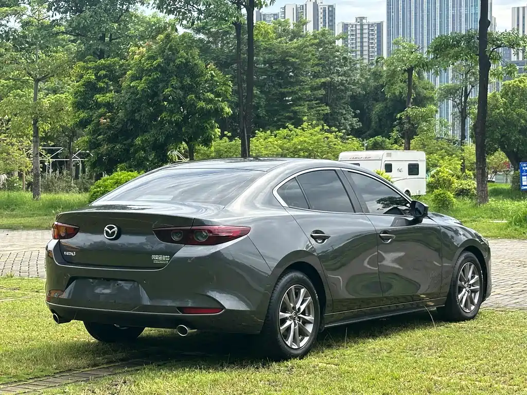 Mazda 3 Axela — миниатюра 27
