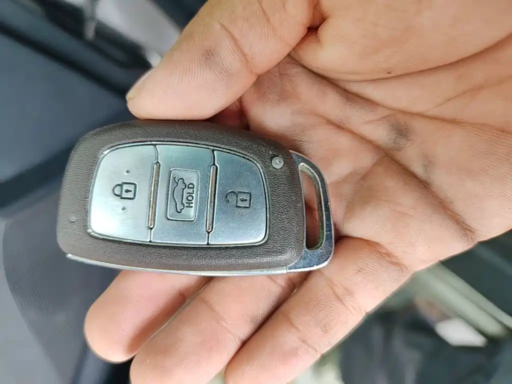 Hyundai Elantra Langdong — миниатюра 9
