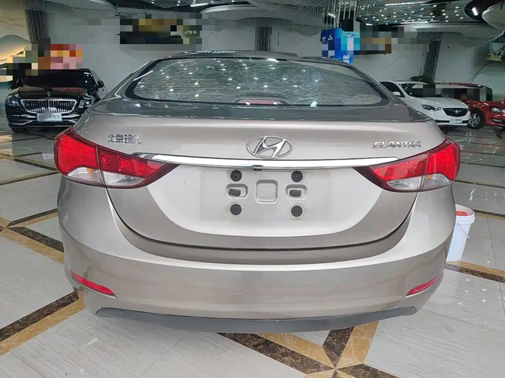 Hyundai Elantra Langdong — миниатюра 6
