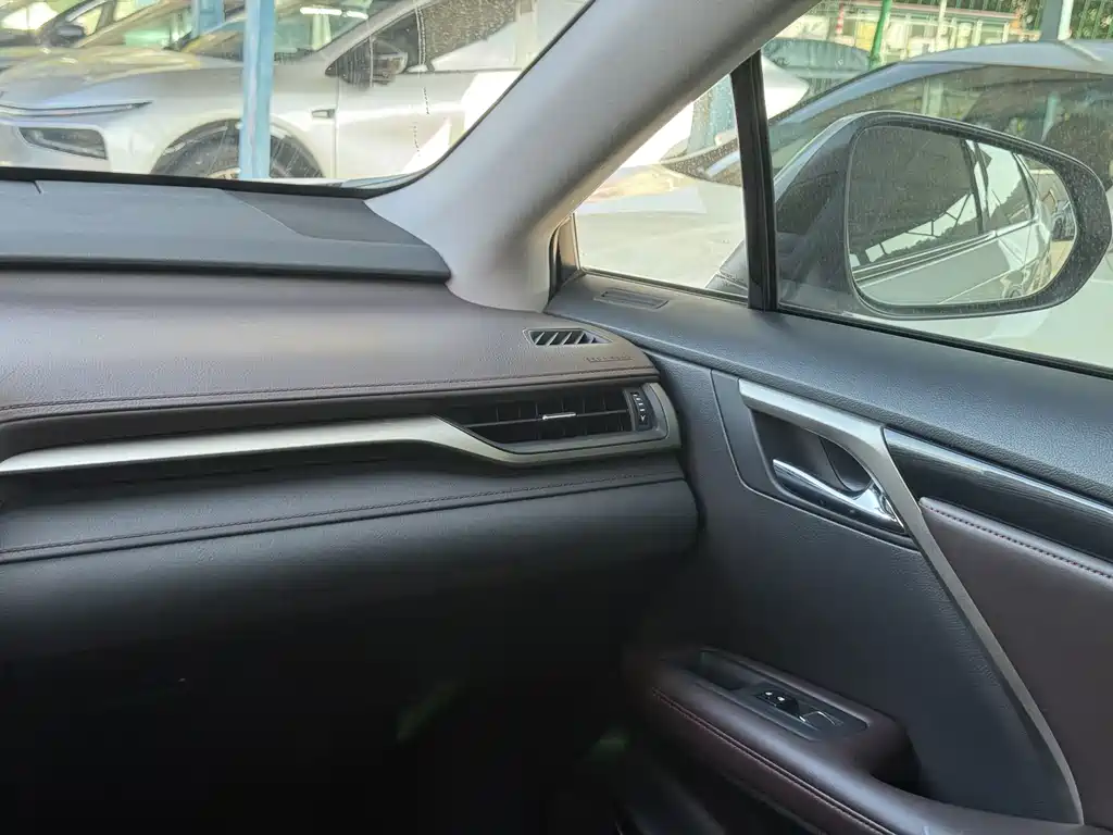 Lexus RX — миниатюра 21