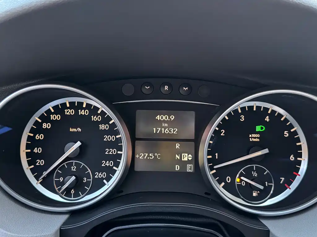 Mercedes-Benz R 2011 R 350 L 4MATIC