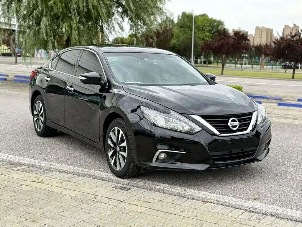 Nissan Teana — миниатюра 3