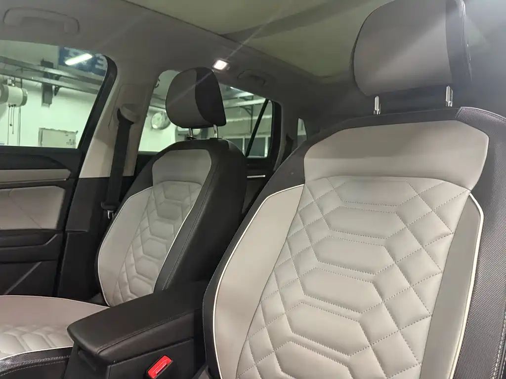 Volkswagen Tayron — миниатюра 6