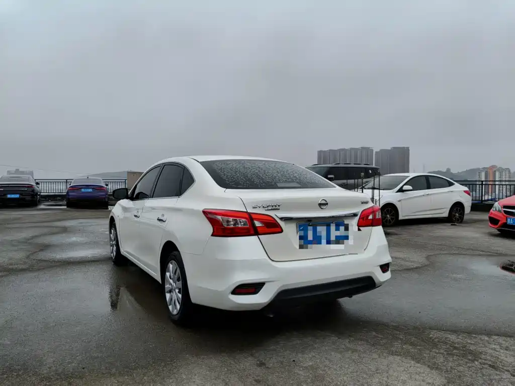 Nissan Sylphy — миниатюра 5