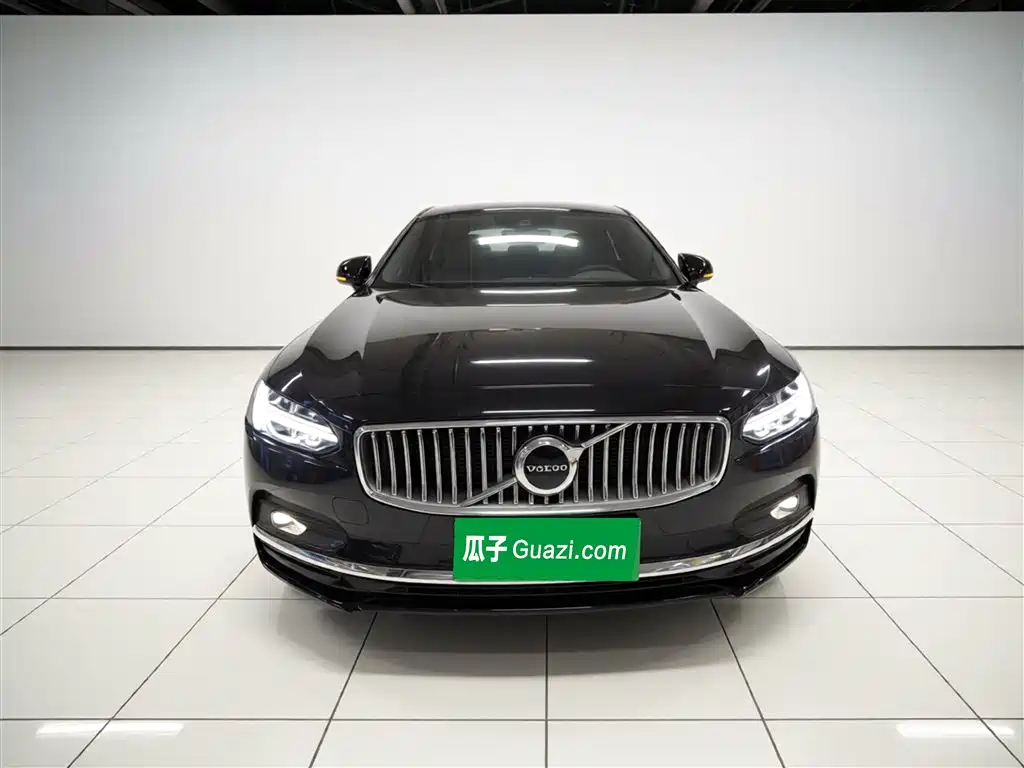 Volvo S90 2021 B5 Luxury