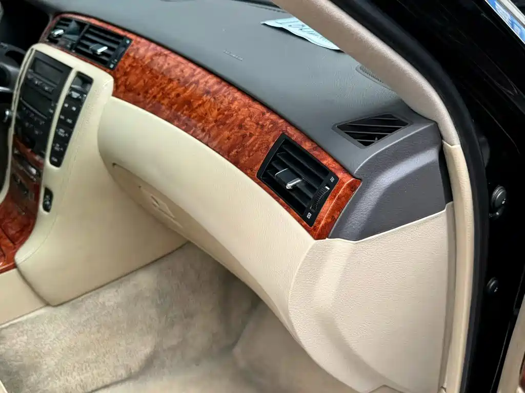 Toyota Crown — миниатюра 7