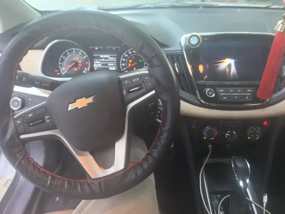 Chevrolet Monza — миниатюра 12