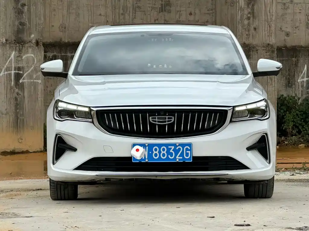 Geely Emgrand — миниатюра 2