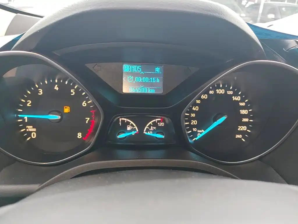Ford Kuga — миниатюра 12