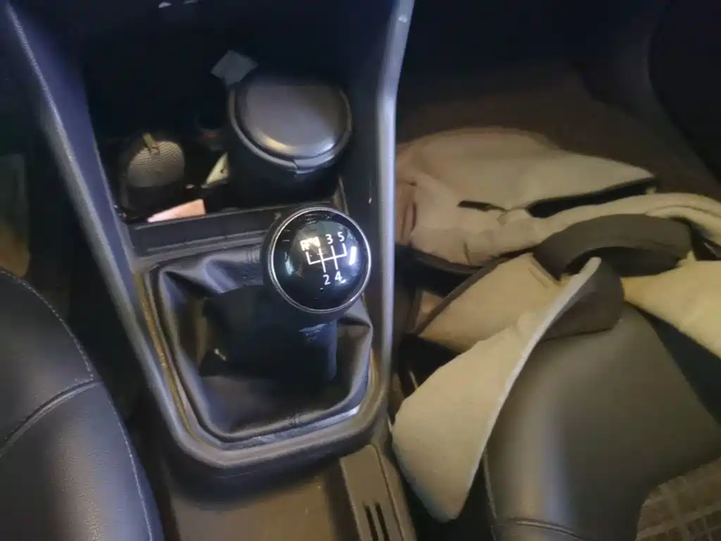 Volkswagen Jetta — миниатюра 14