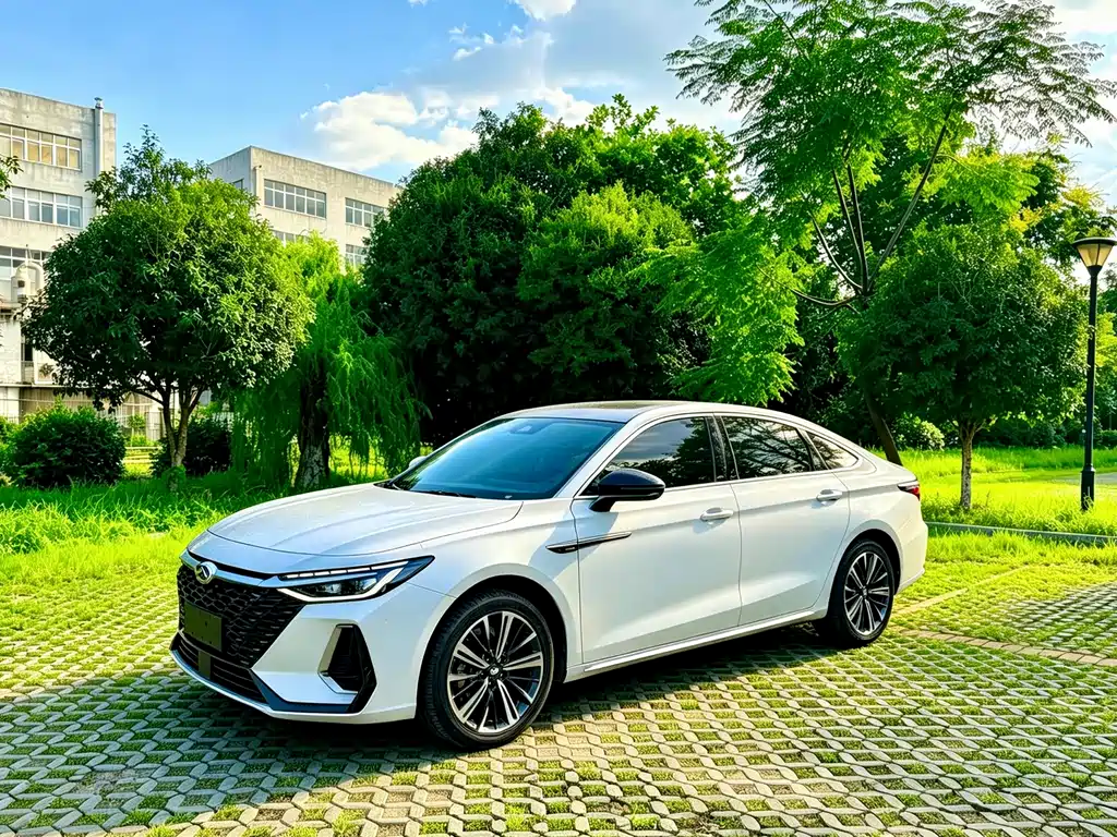 Chery Arrizo 8