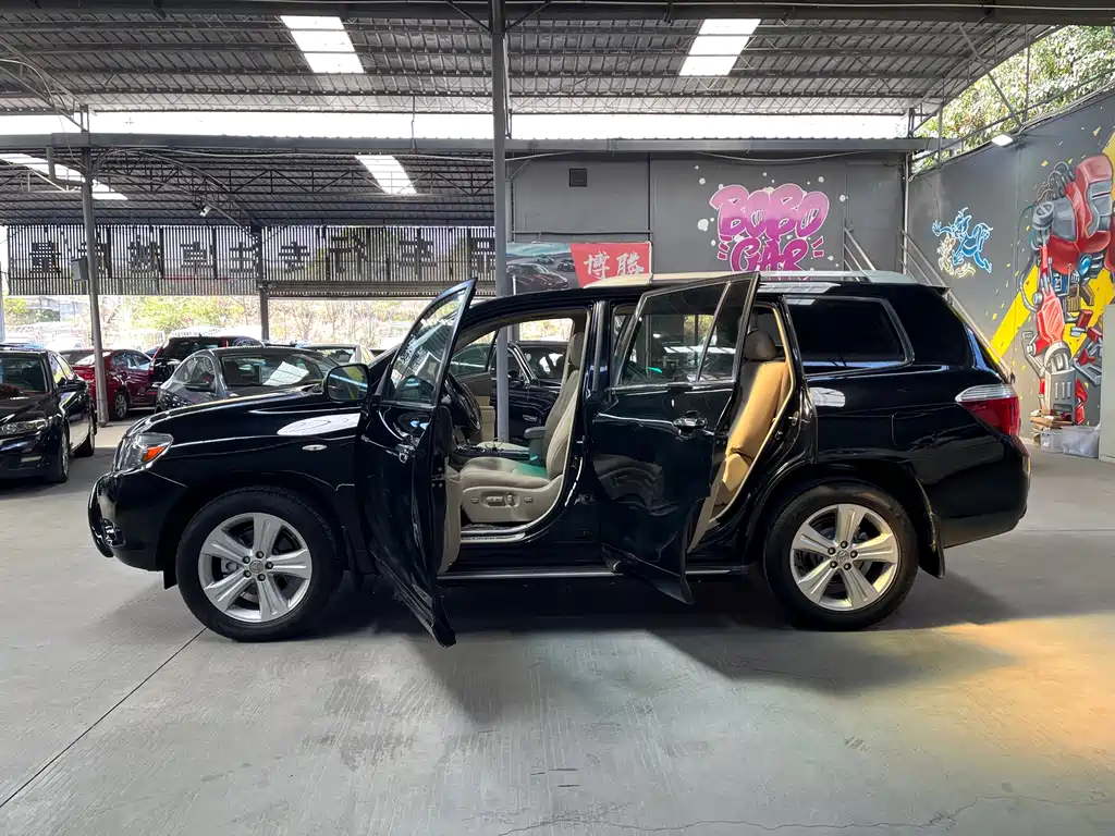 Toyota Highlander 2009 3.5L 7 мест Luxury