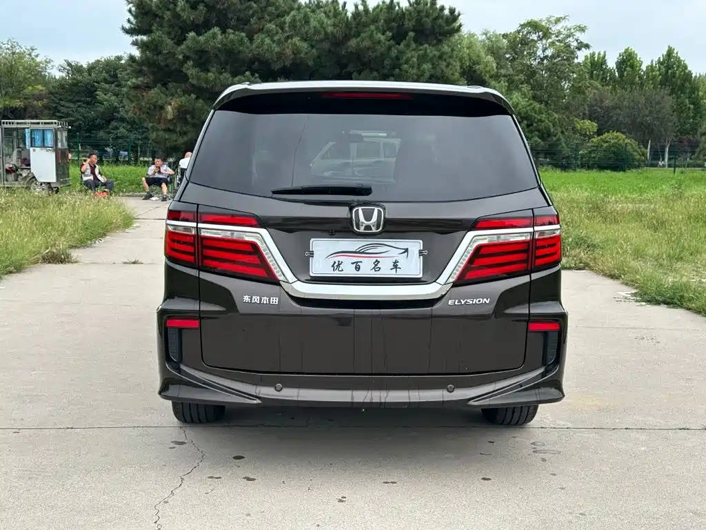 Honda Elysion — миниатюра 5