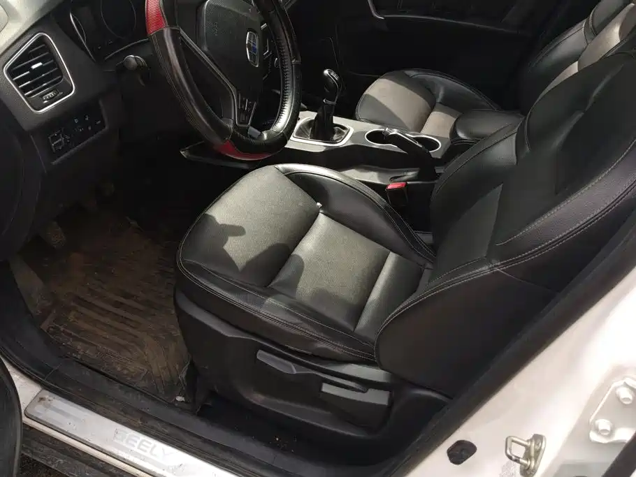 Geely Vision X6 — миниатюра 9