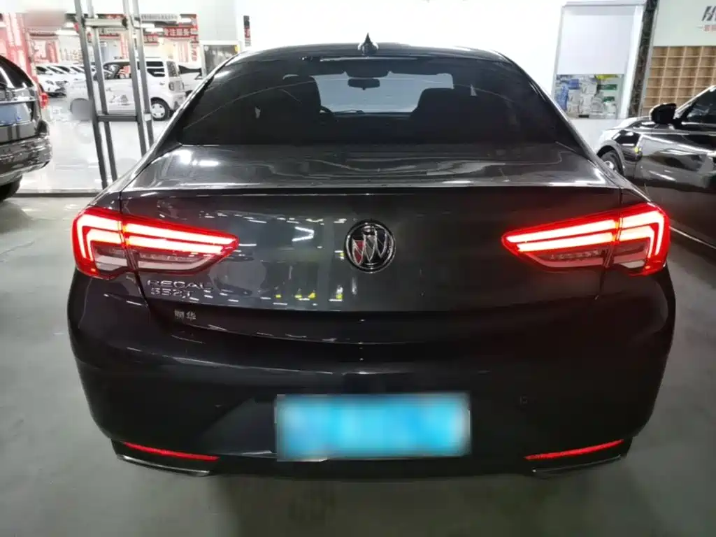 Buick Regal — миниатюра 6