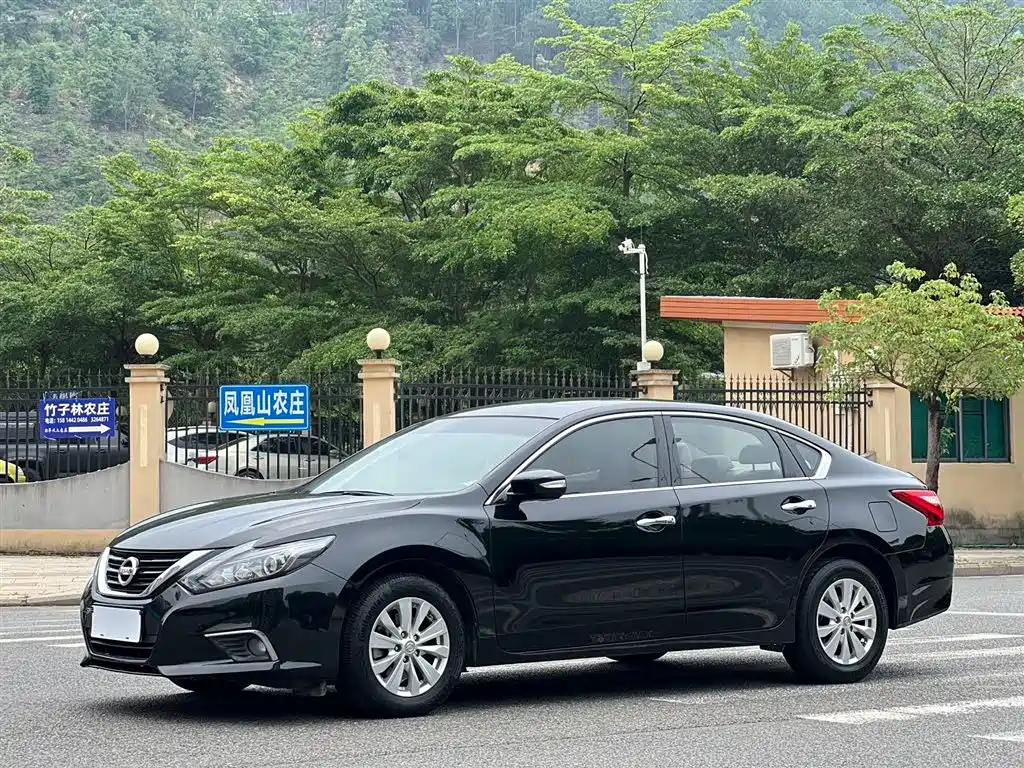 Nissan Teana 2018