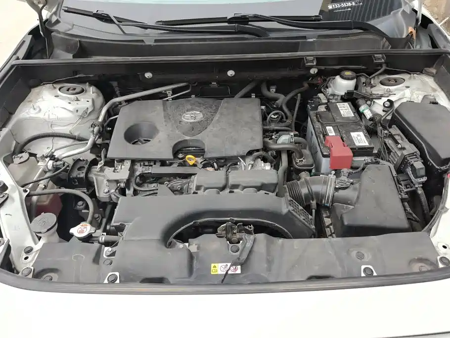 Toyota RAV4 — миниатюра 9
