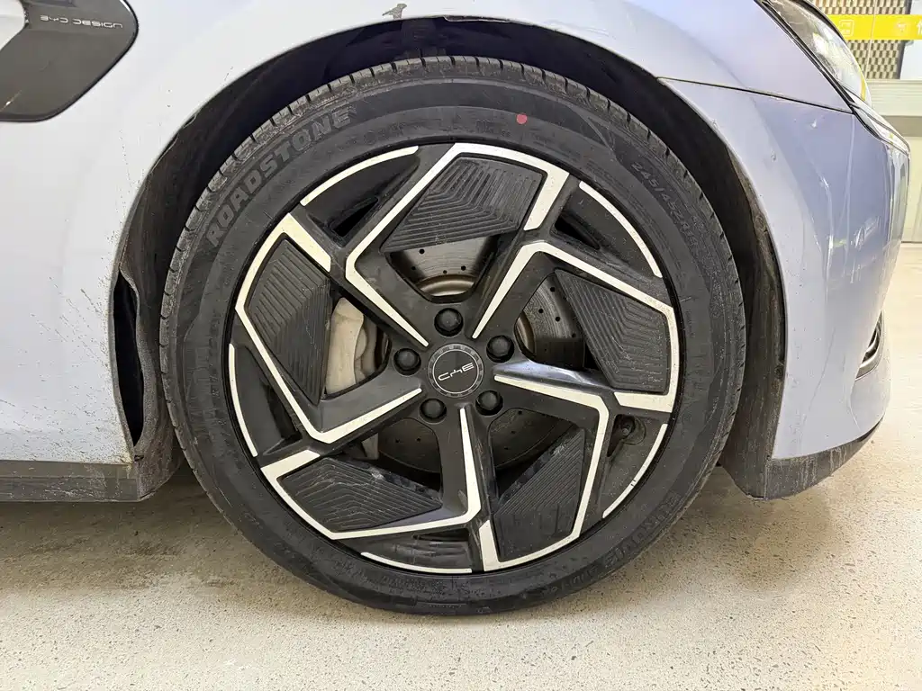 BYD Seal — миниатюра 16