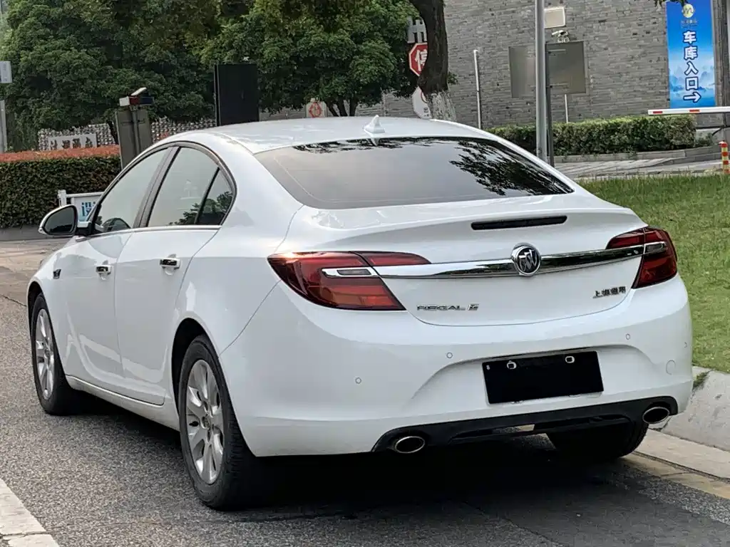 Buick Regal — миниатюра 5