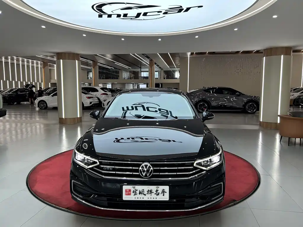 Volkswagen 迈腾 PHEV — миниатюра 2