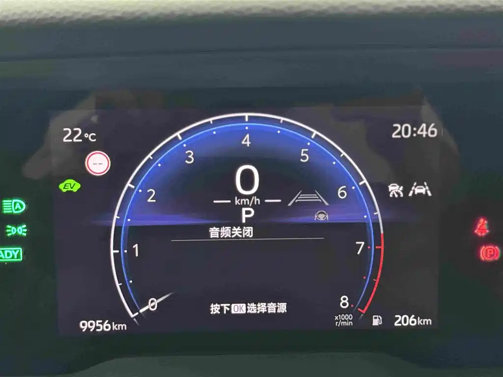 Toyota Camry 2024 Белый из Китая
