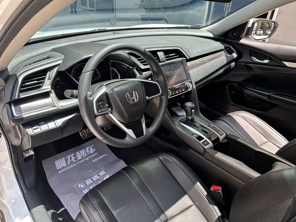 Honda Civic 2019 220TURBO CVT VI