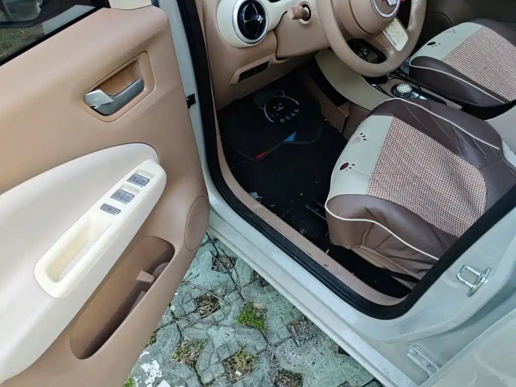 Wuling MINIEV — миниатюра 12