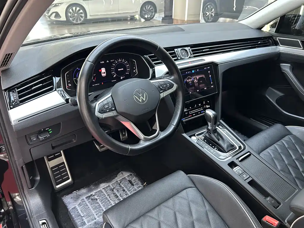 Volkswagen 迈腾 PHEV — миниатюра 13