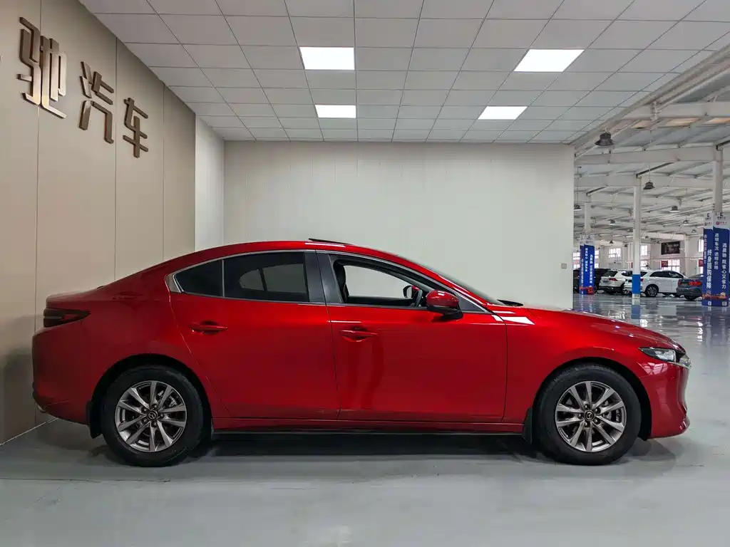 Mazda 3 Axela — миниатюра 7
