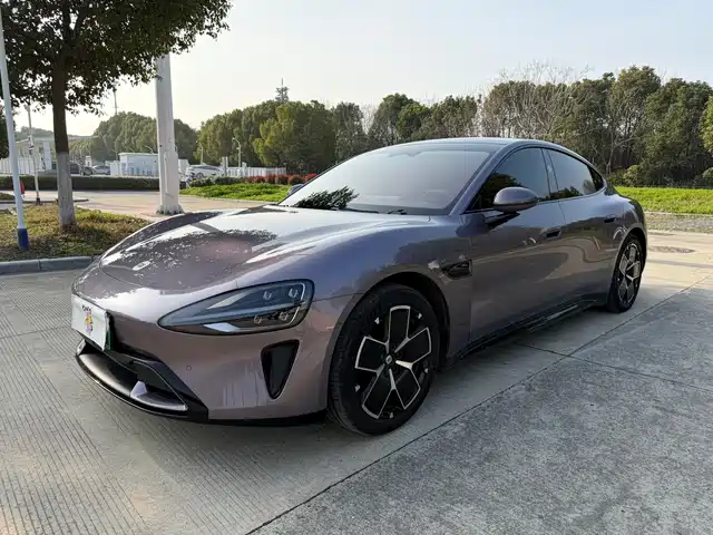 XIAOMI CAR XIAOMI SU7 2024