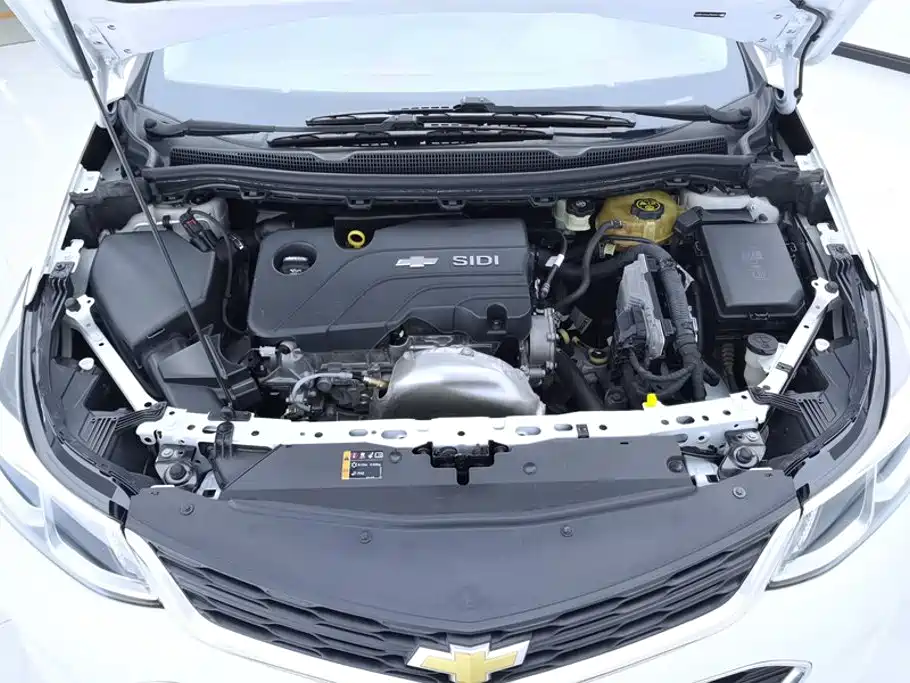 Chevrolet Cruze — миниатюра 10