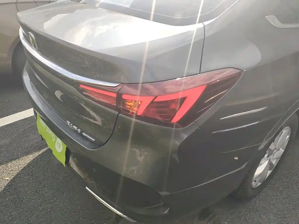 Changan Eado 2022 PLUS 1.6L GDI MT Elite