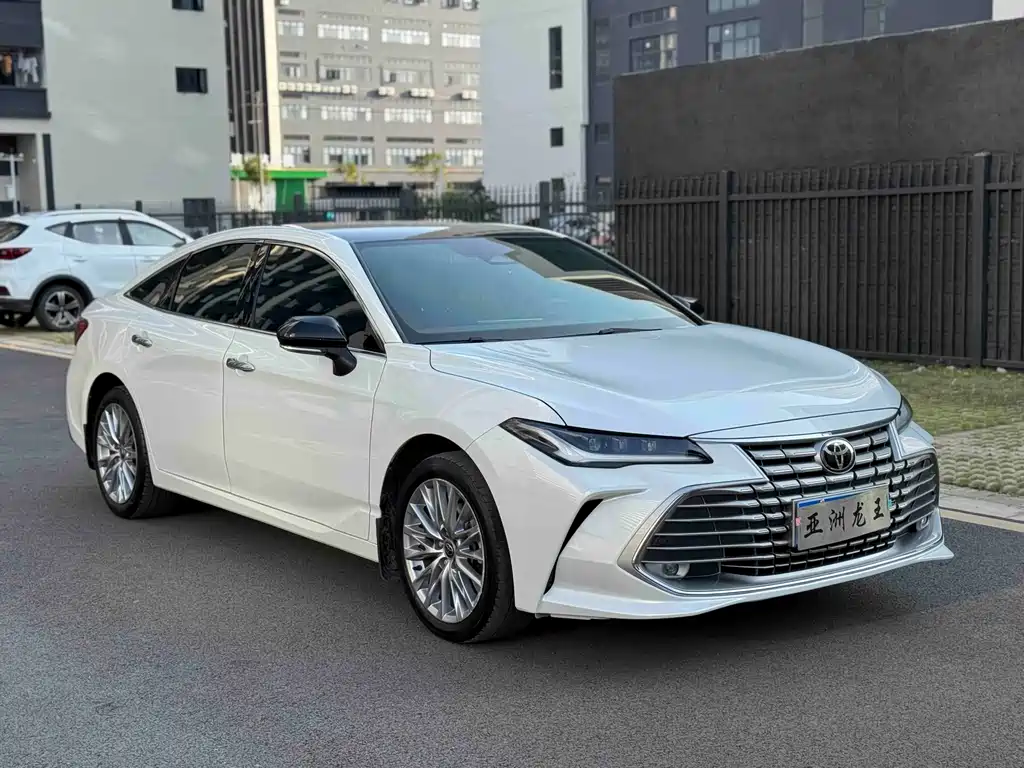 Toyota Avalon — миниатюра 3