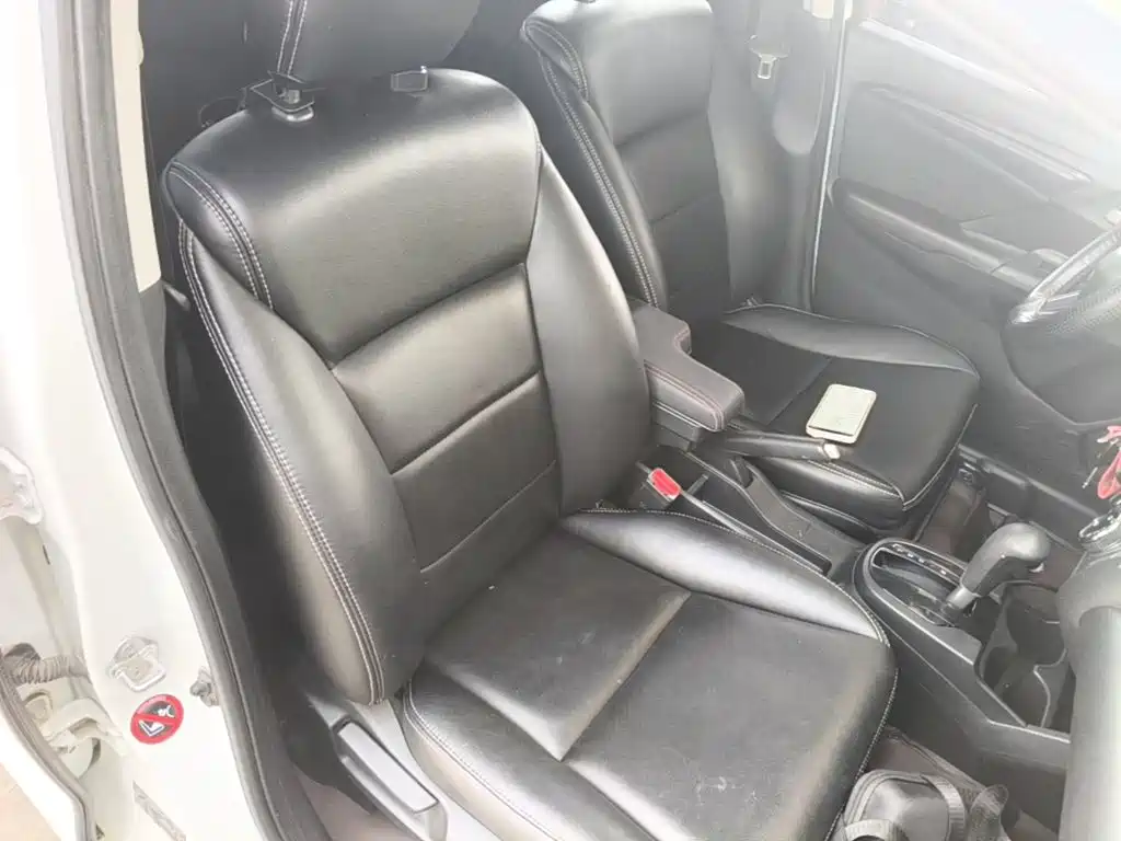 Honda Fit — миниатюра 25