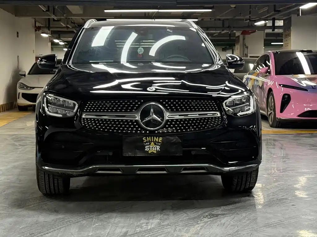 MERCEDES-BENZ GLC