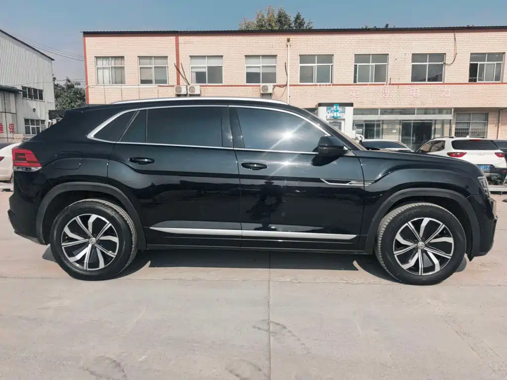 Volkswagen Teramont — миниатюра 4
