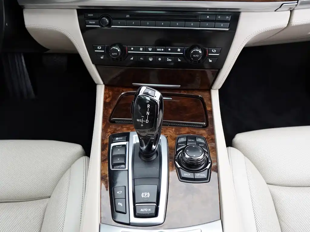 BMW 7 Series 7 2010 760Li