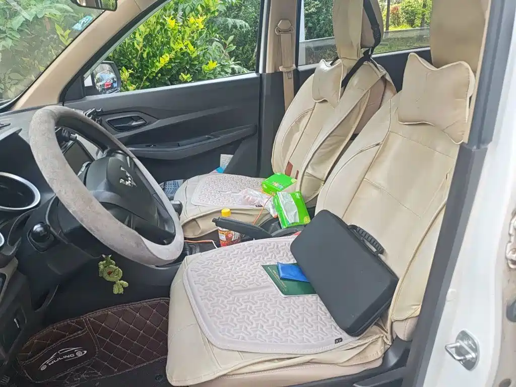 Wuling Hongguang — миниатюра 11