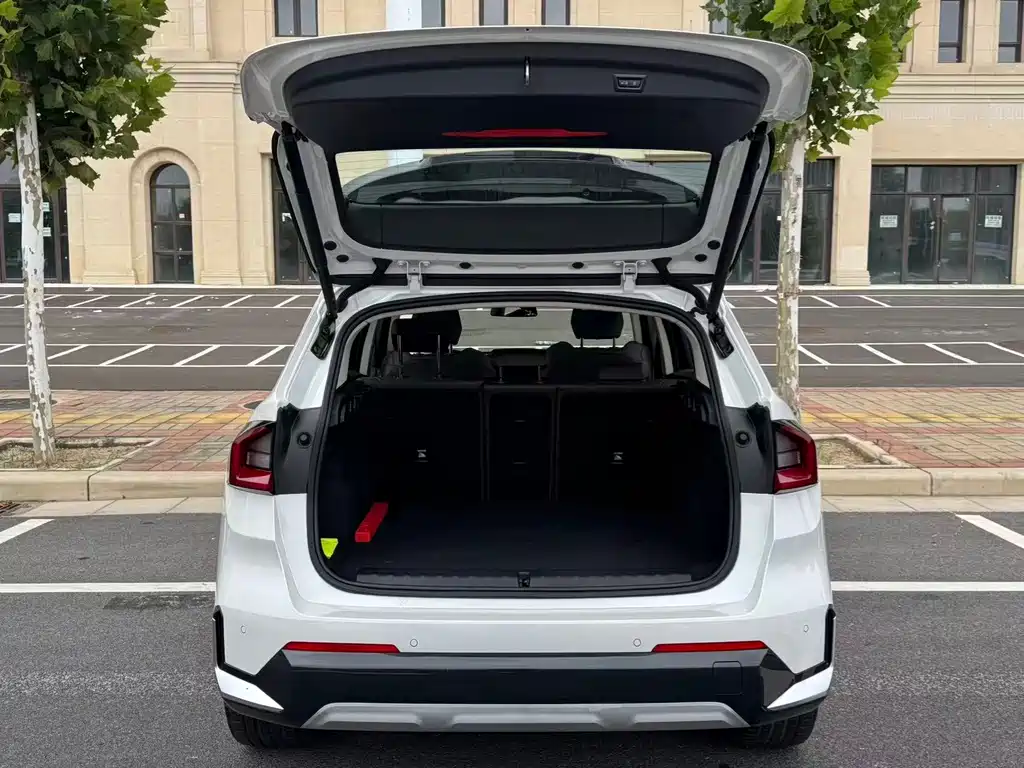 BMW X1 — миниатюра 17