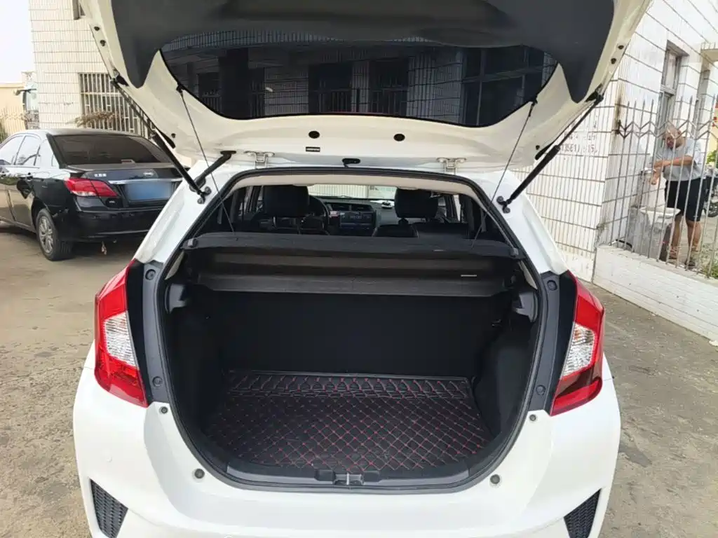 Honda Fit — миниатюра 19