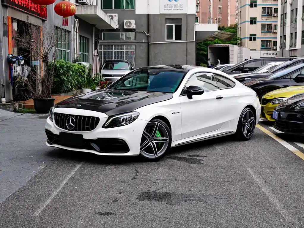 Купить Mercedes-Benz C-Class AMG
